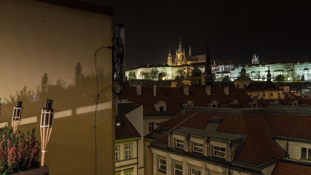 Amazing Charles Bridge Apartment Prága Szoba fotó
